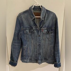 Levi jean jacket